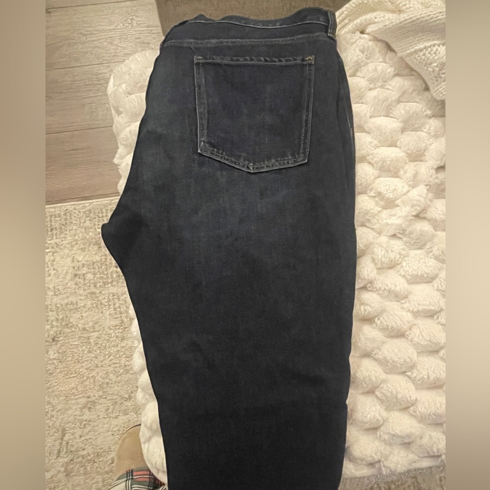 Brand new with tags Old Navy slouchy straight jeans size 18